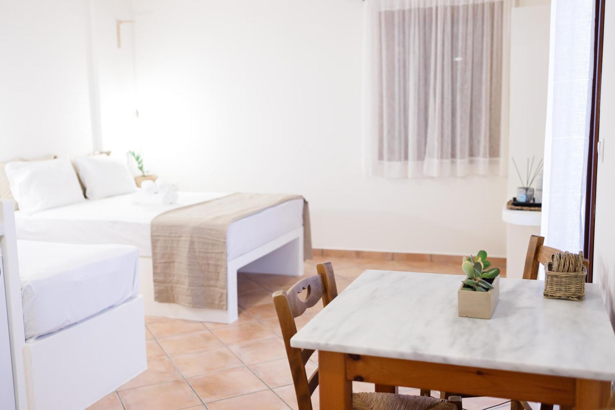 Aparthotel Ligaries Kini Exterior foto
